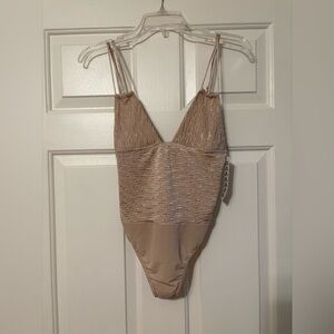Neutr body suit